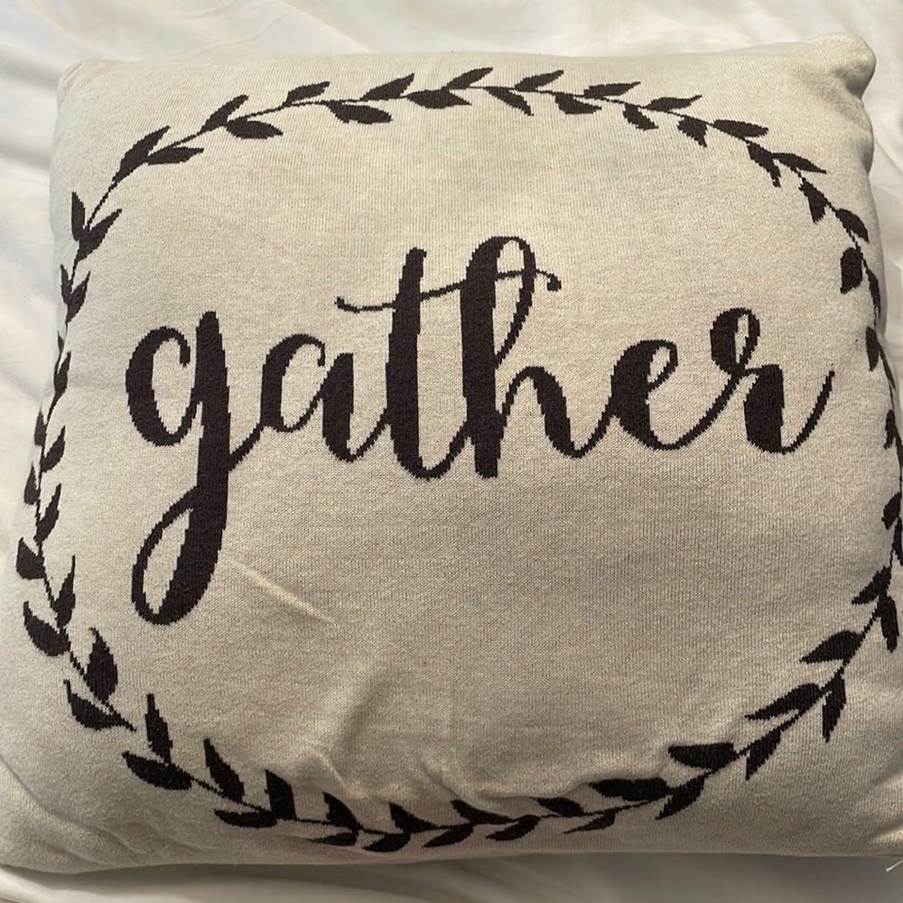 Gather pillow